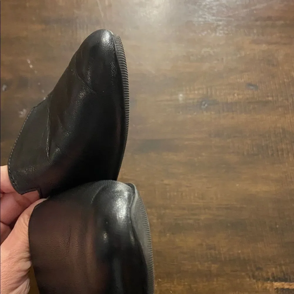 Trotter Women's Classic Black Leather Harlowe Loafers size 10.5 WW